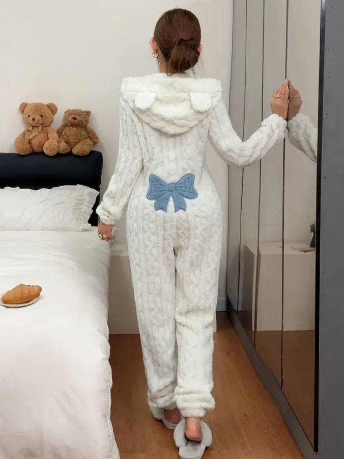 Teddy Kulaklı Fiyonklu Fermuarlı Peluş Tulum · Beyaz